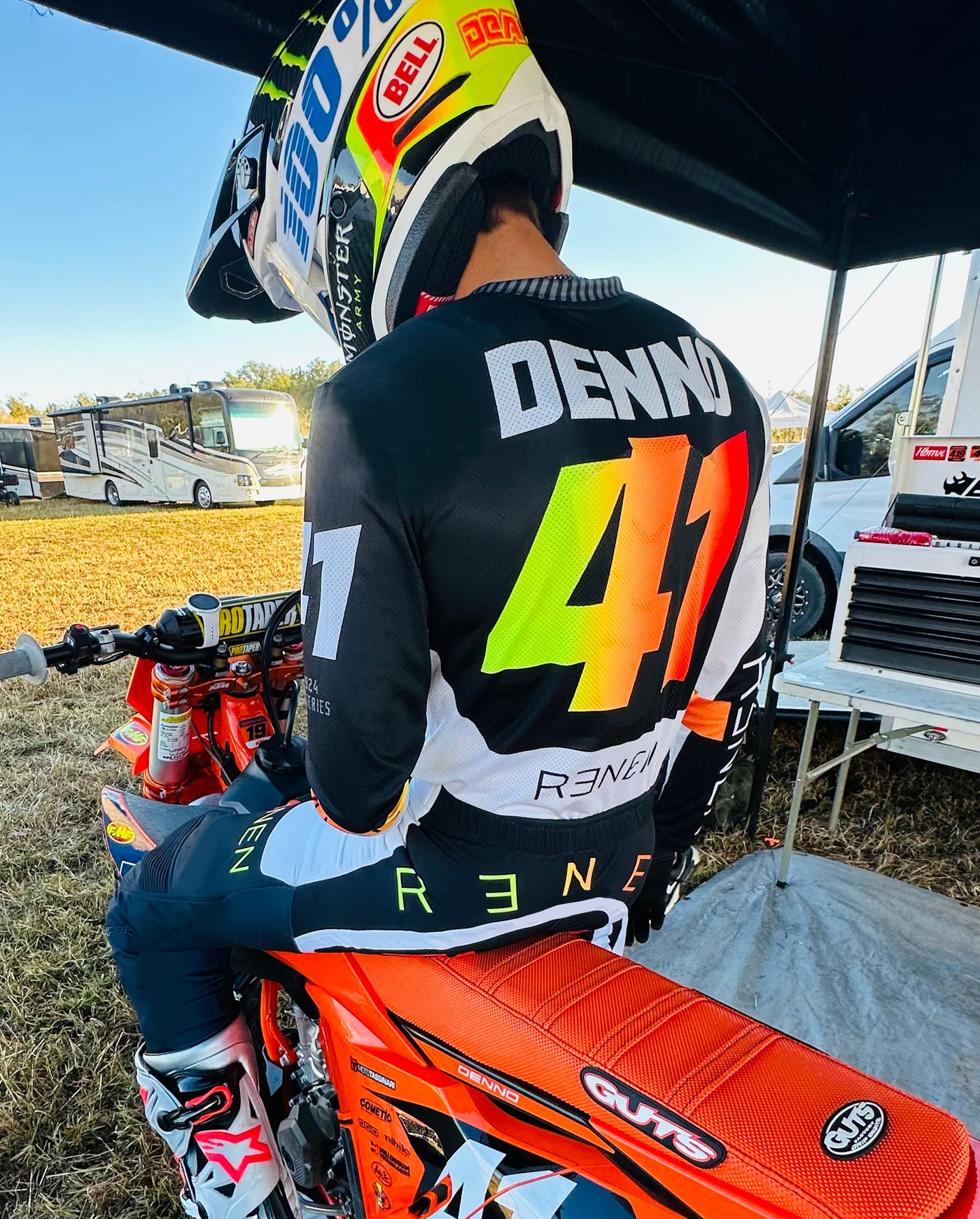 Refyn Racewear RENEN | Performance Motocross Apparel by Pete Fox